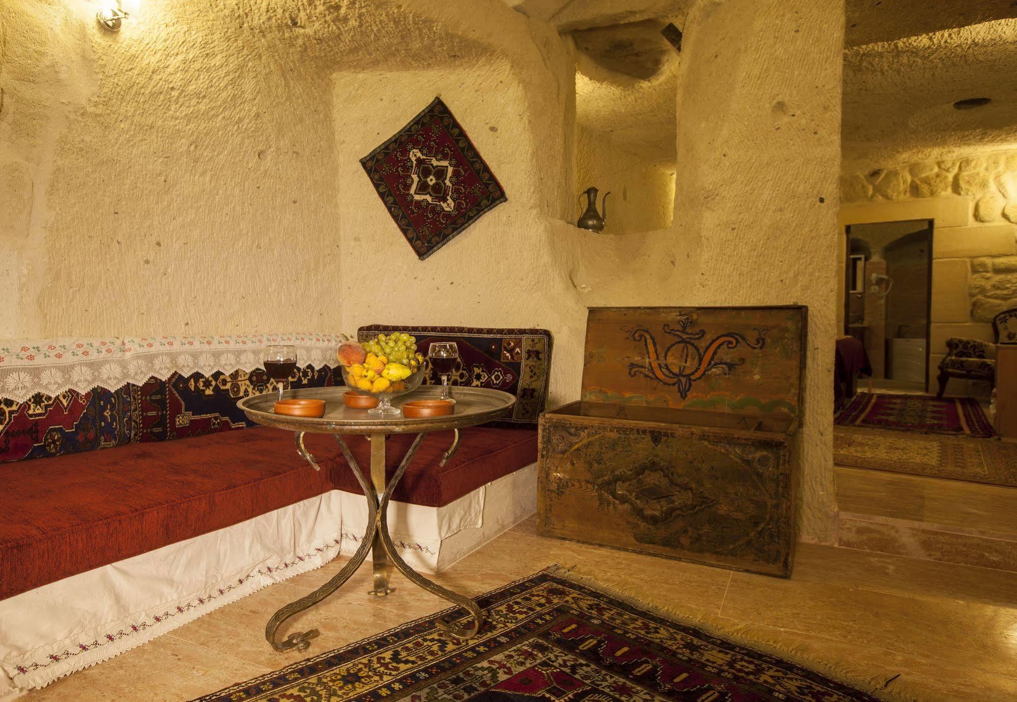 Ortahisar Cave Hotel Exterior photo