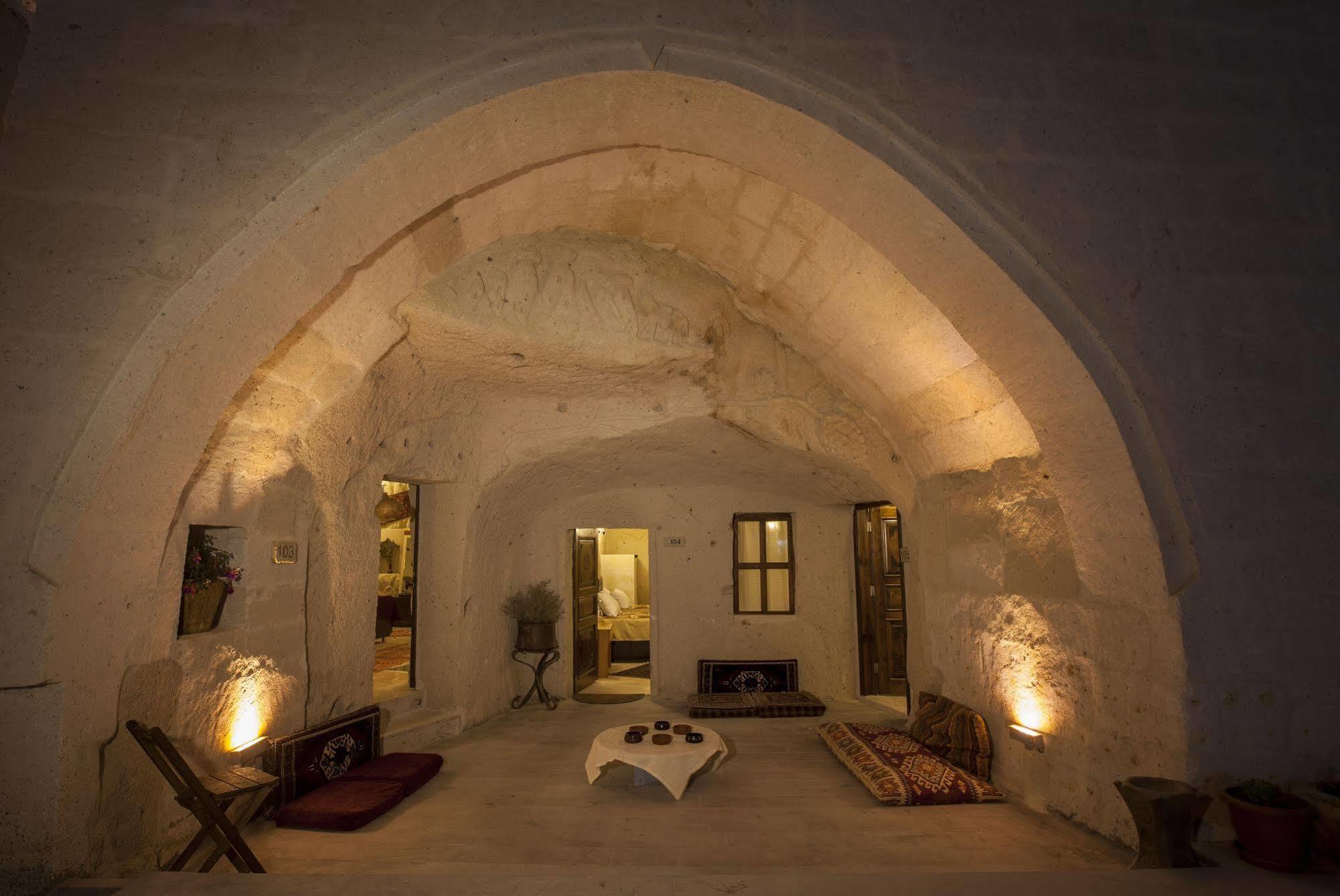 Ortahisar Cave Hotel Exterior photo